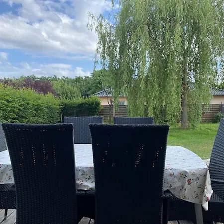 펜션 Mit 2 Schlafzimmern Und 2 Baedern 그로센하인