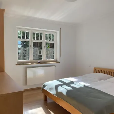 Mit 2 Schlafzimmern Und 2 Baedern Prázdninový dům