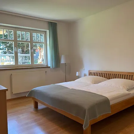 Mit 2 Schlafzimmern Und 2 Baedern Grossenhain